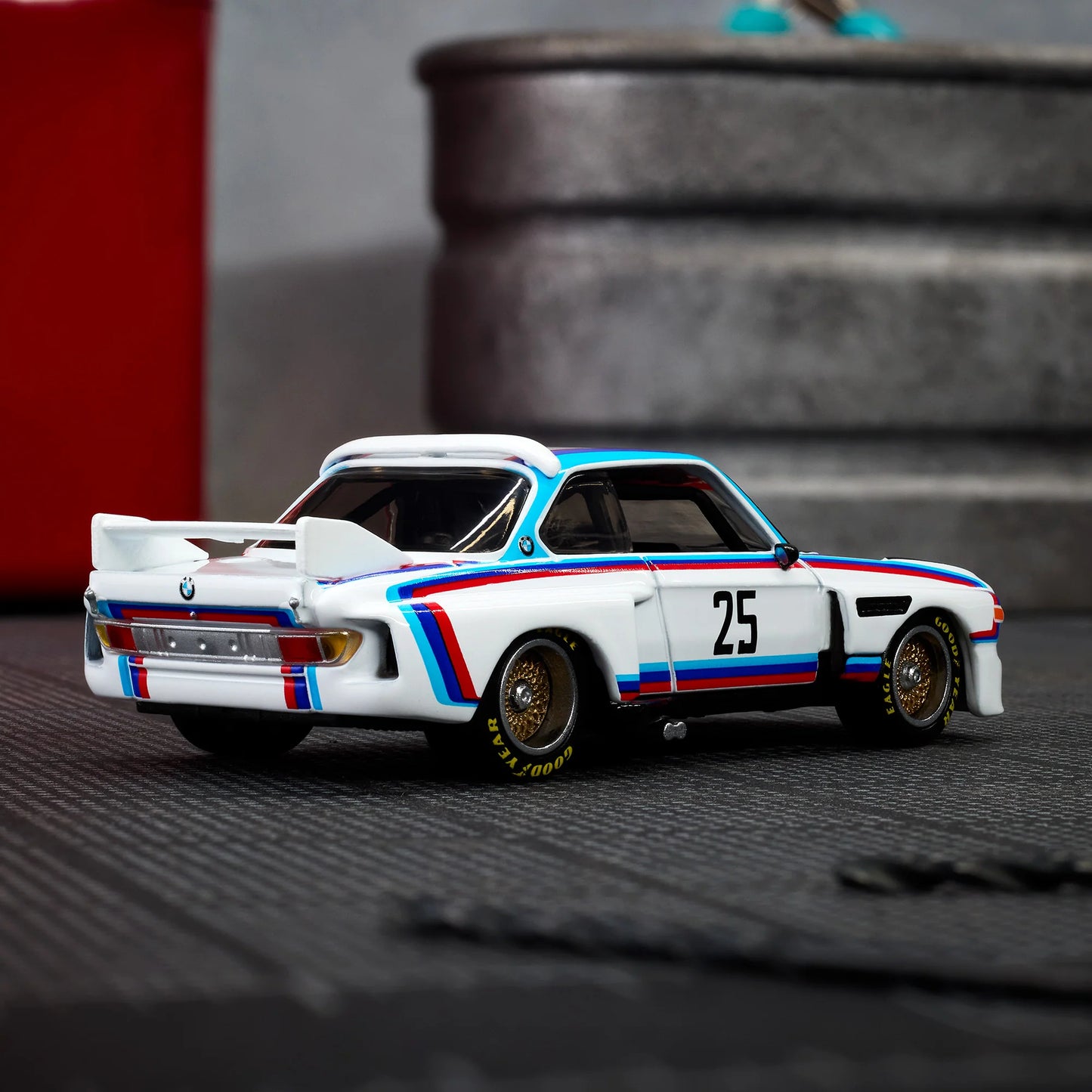 HOT WHEELS Elite 64 1975 BMW 3.0 CSL Race Die-Cast Model Car