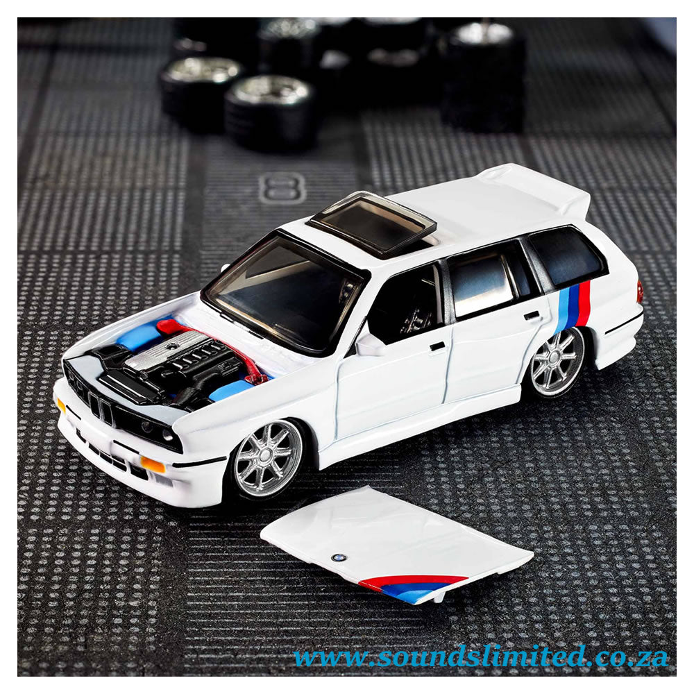 HOTWHEELS Elite 64 1990 BMW 318i Touring Die-Cast Model Car